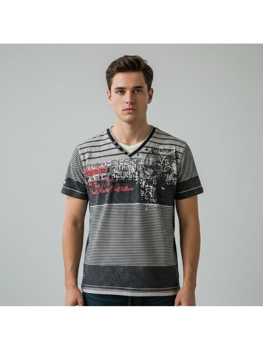 Y2K Vintage Projek Raw Men’s Graphic Striped V-Neck Cotton Tee Size G/L